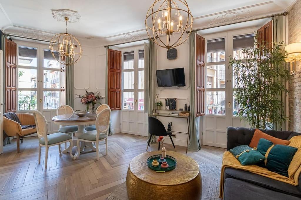 Ch Elvira Luxury Apartment Grenade Extérieur photo